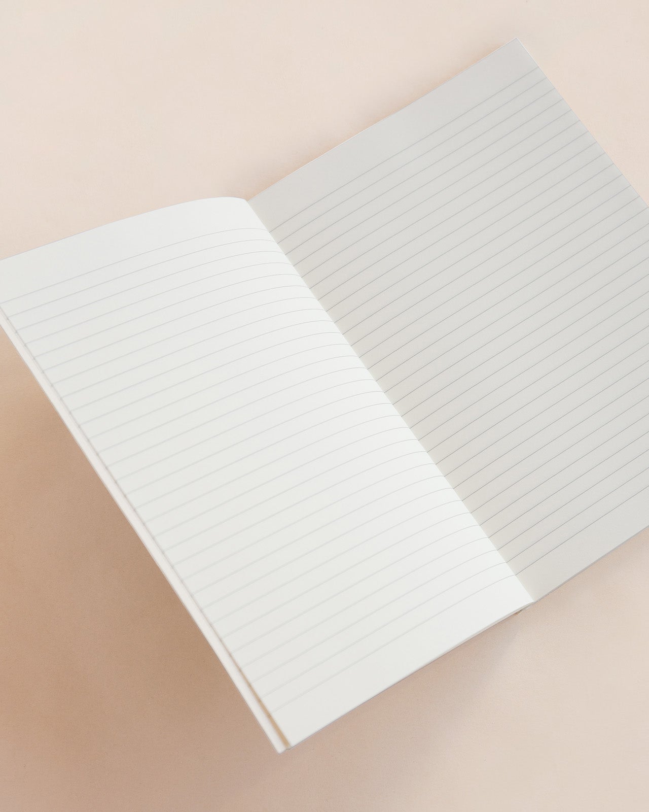Le Carnet Nounou Adorée - Cœurs Rouges