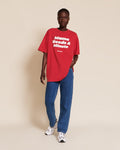 Le T-Shirt Mama Needs A Minute En Coton Bio - Garment Dye Rouge