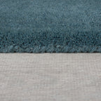 detail de la bordure du tapis shuffle #couleur_multicolore