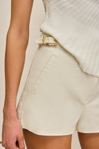 Short Wolfe - Off White