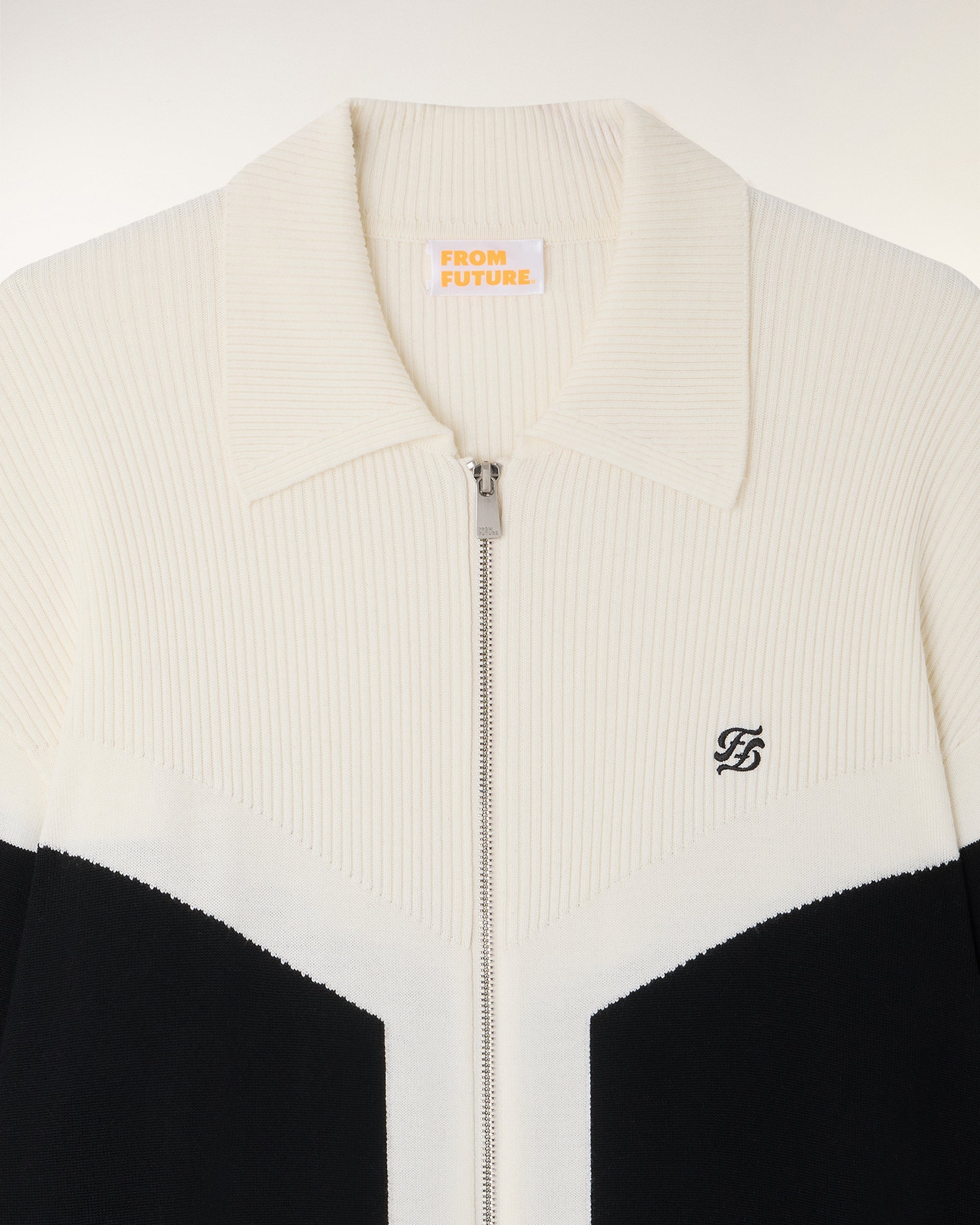 Pull Gilet Bicolore Broderie "Ff"