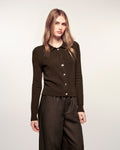 #label: Selaa mesure 1,73m et porte une taille S