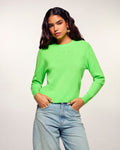 #label: Andrea mesure 1,80m et porte une taille S