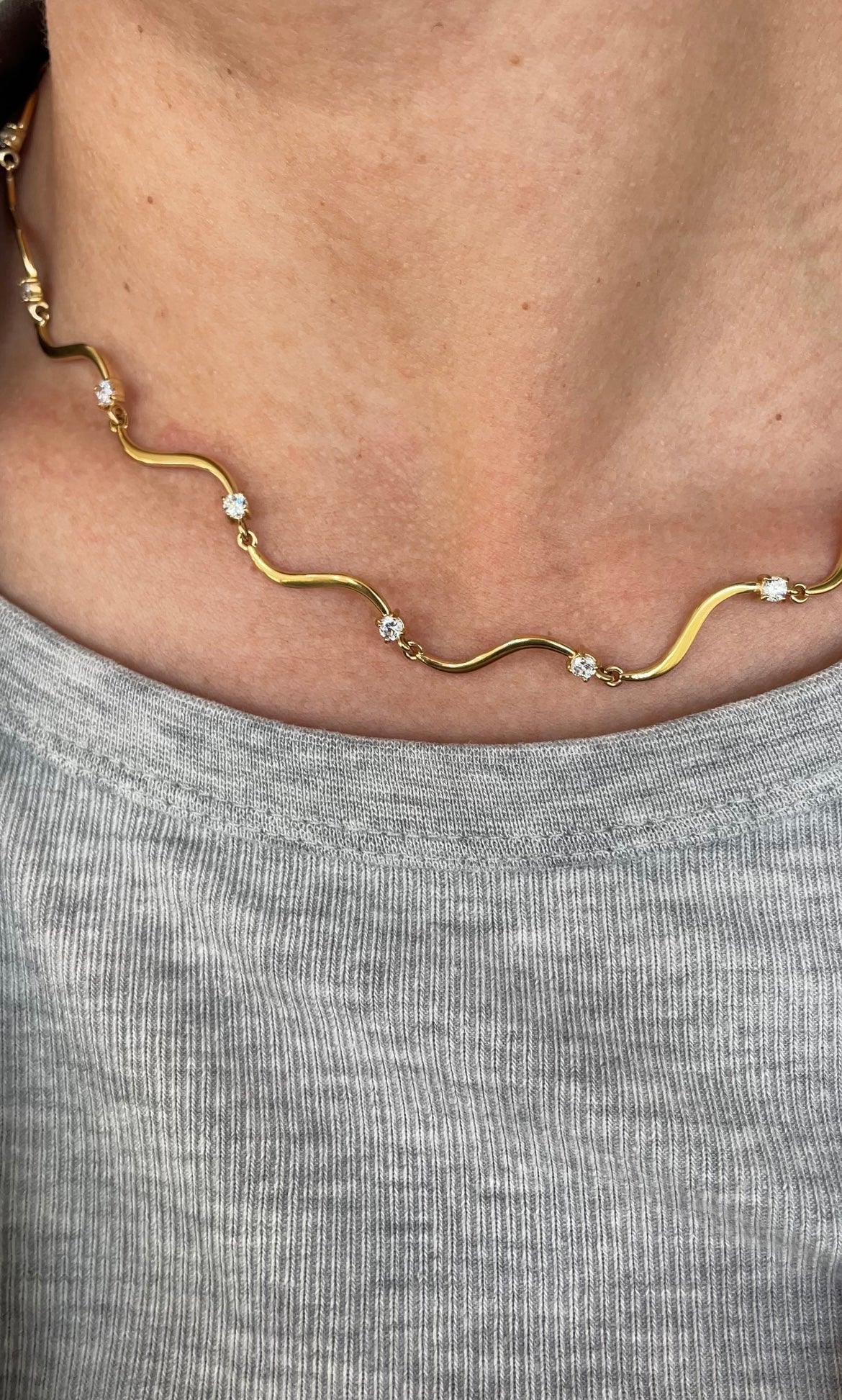 Collier Wave