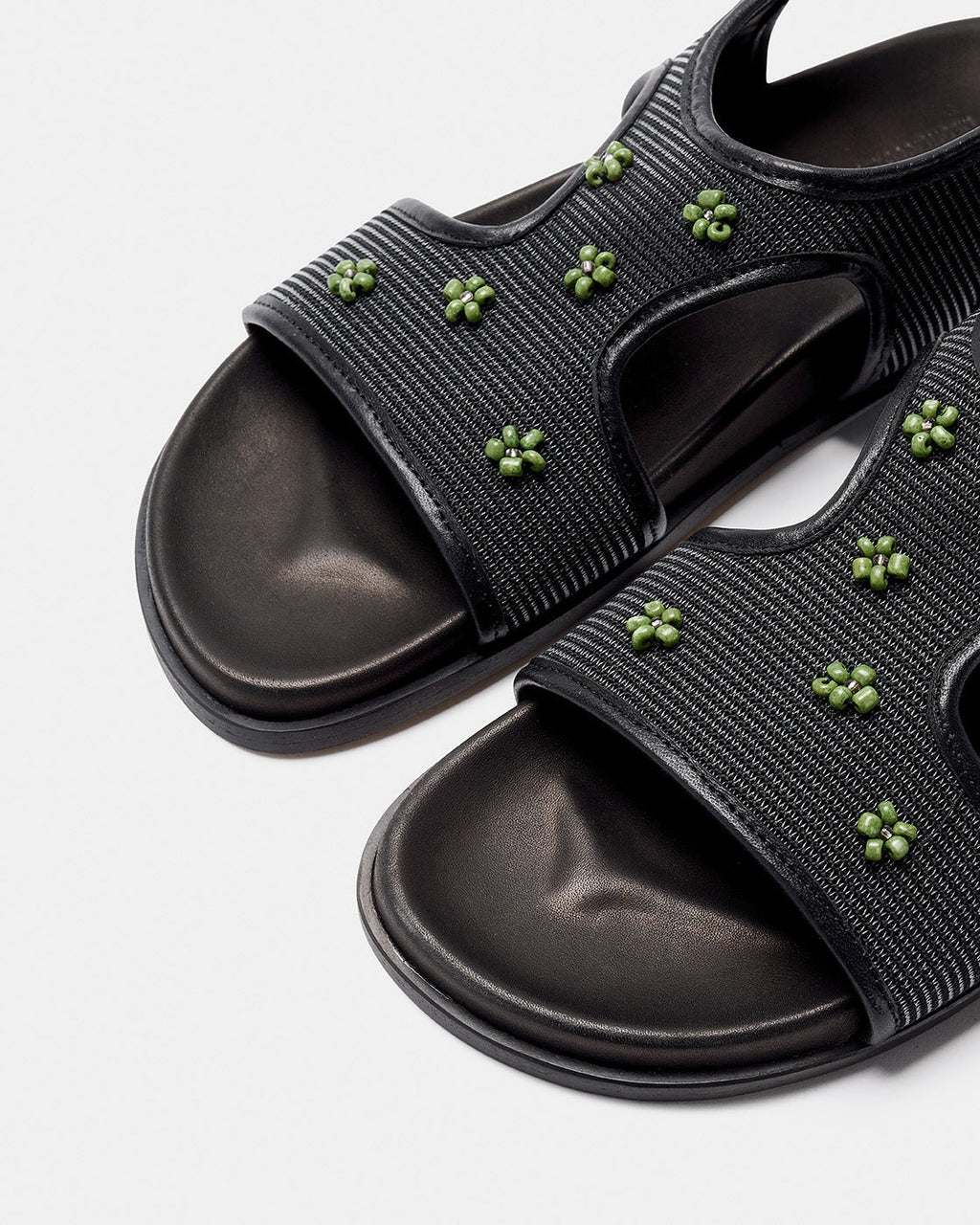Mules Addaia Negro Malla-Verde