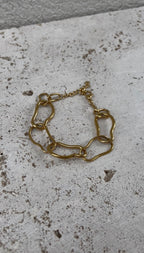 Bracelet Outline