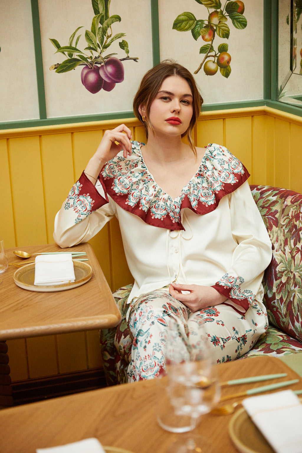 Chemise À Col Large À Imprimé - Fleur Vintage