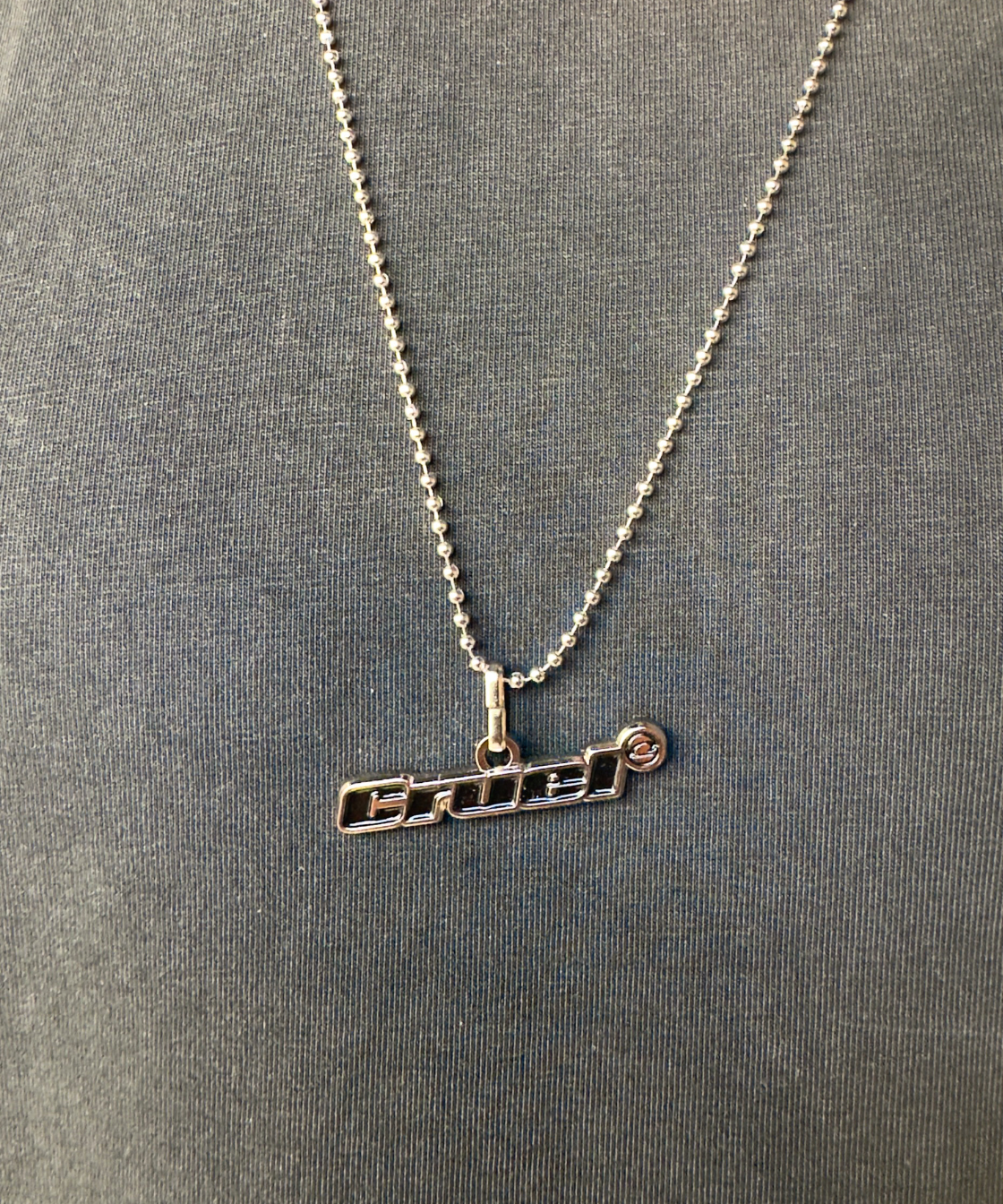 Collier Cruel
