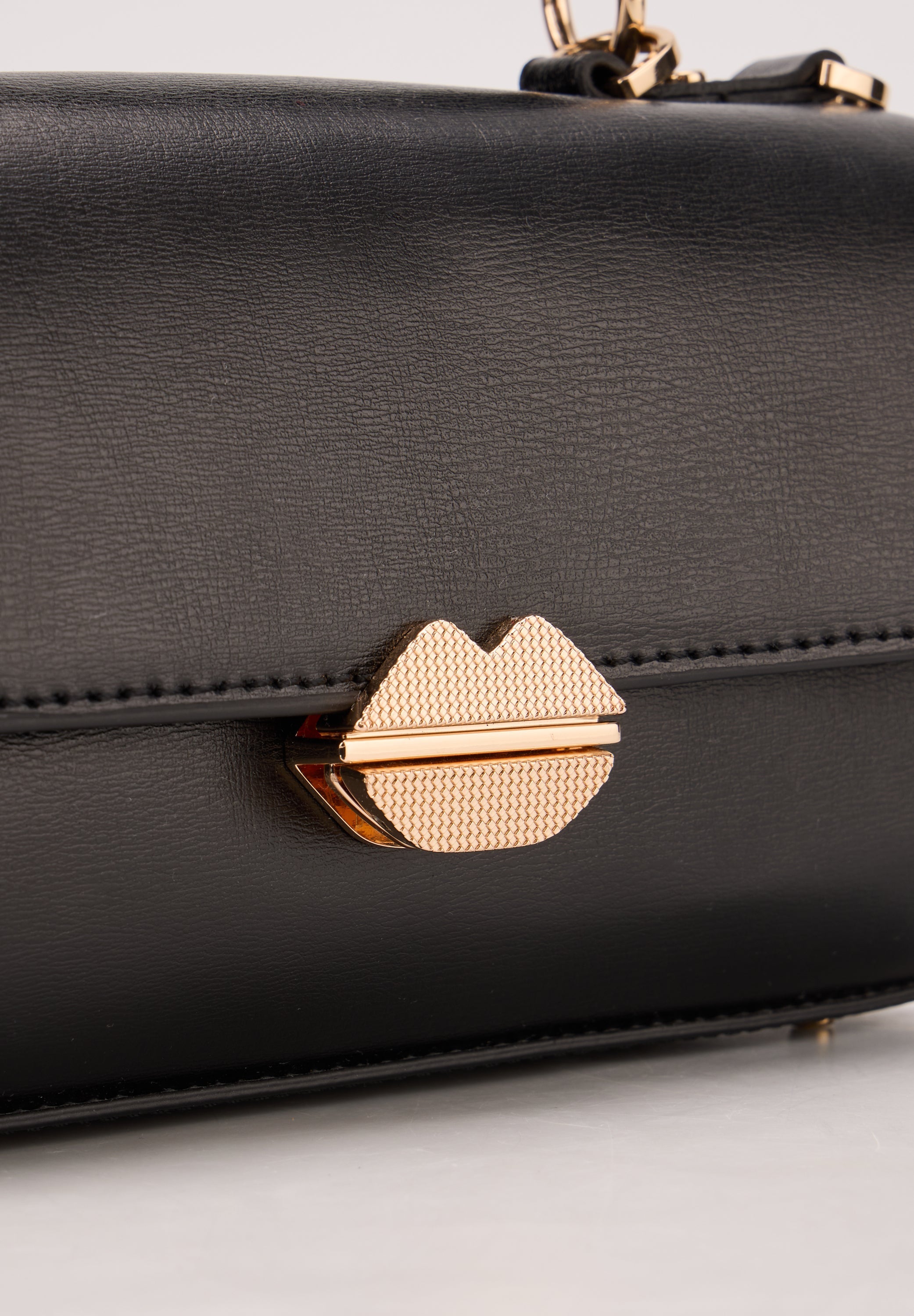 Petit Sac With A Kiss - Noir