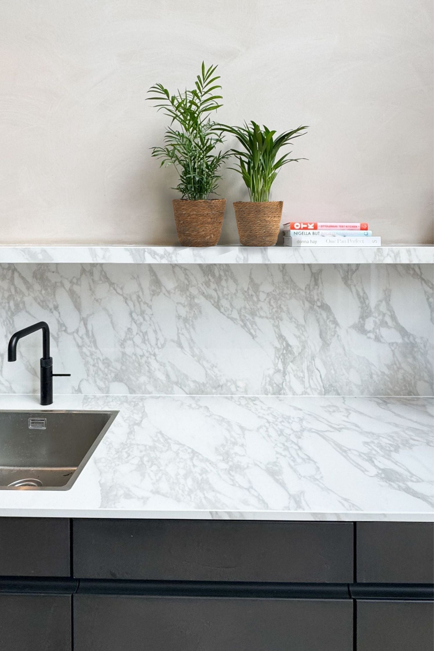 Mélange De 2 Mini Palmiers D’Intérieur Avec Panier Décoratif – Plante D’Intérieur