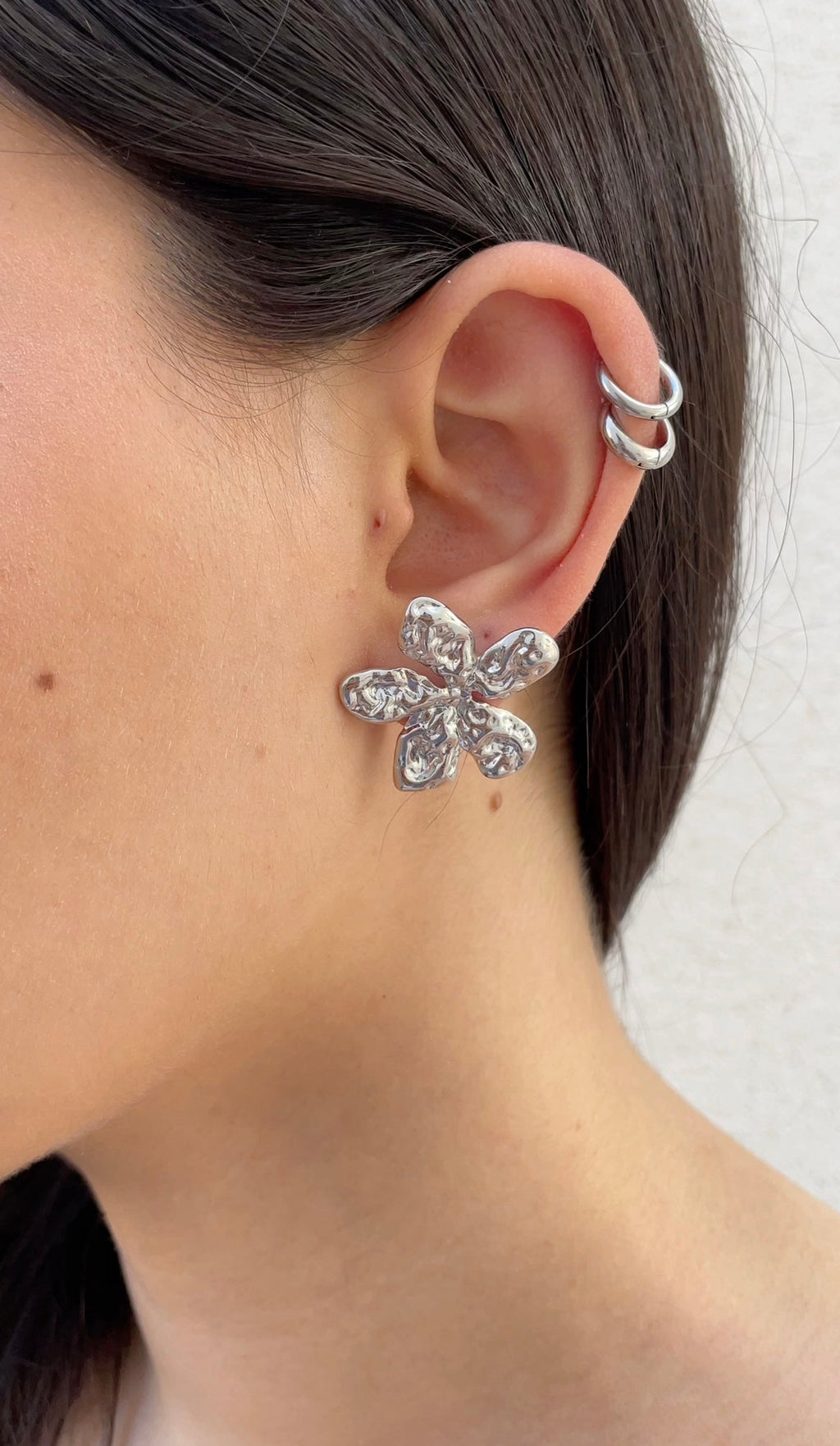 Boucles D'Oreilles Textured Flower