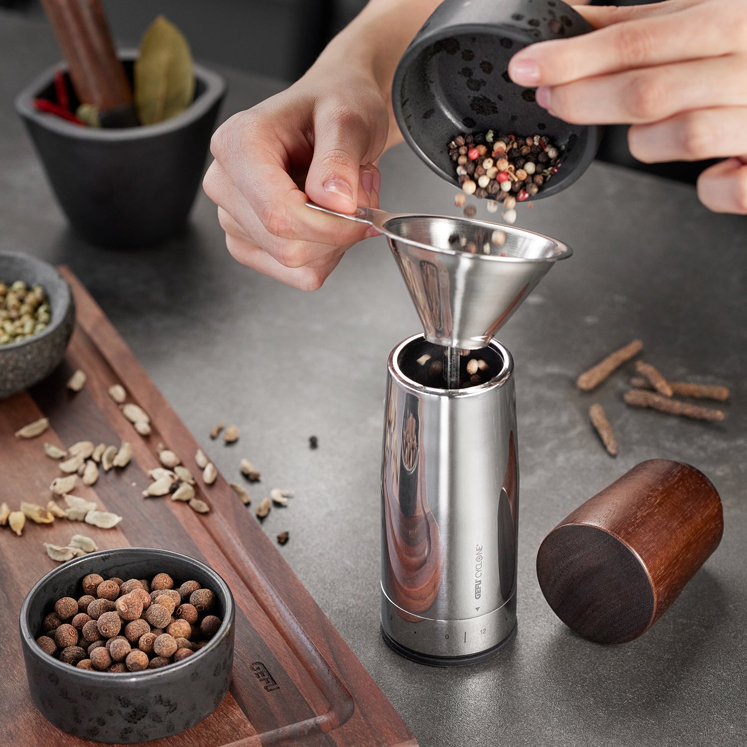 Spice-Grind - Moulin À Épices - Noir/Brun/Argent