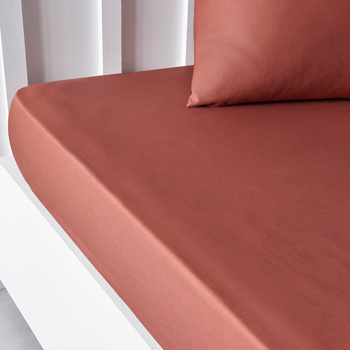 Permanent Unis Essential - Drap Housse - Rouge