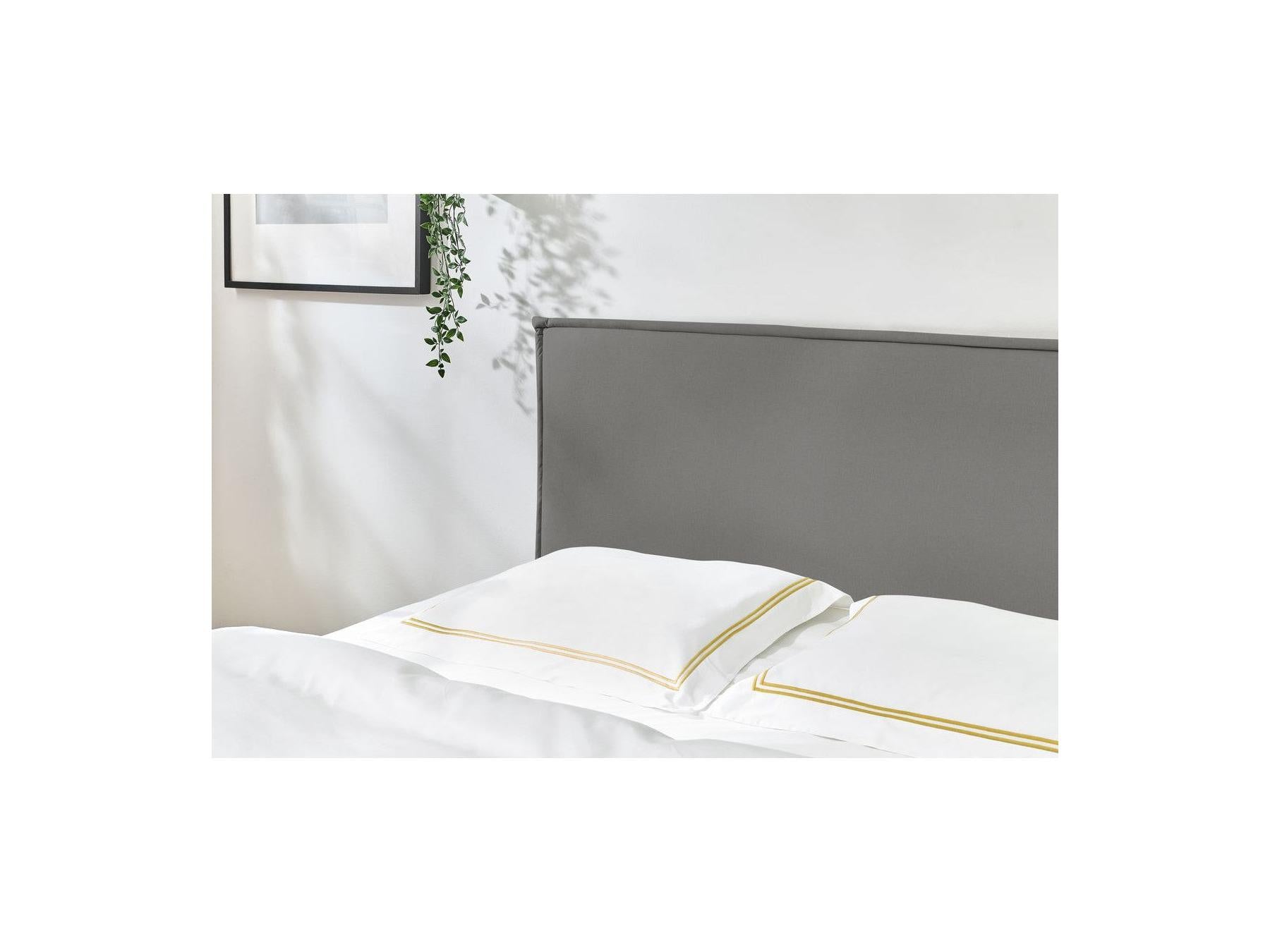Sary - Lit Avec Lattes Massives - Pieds En Bois Naturel