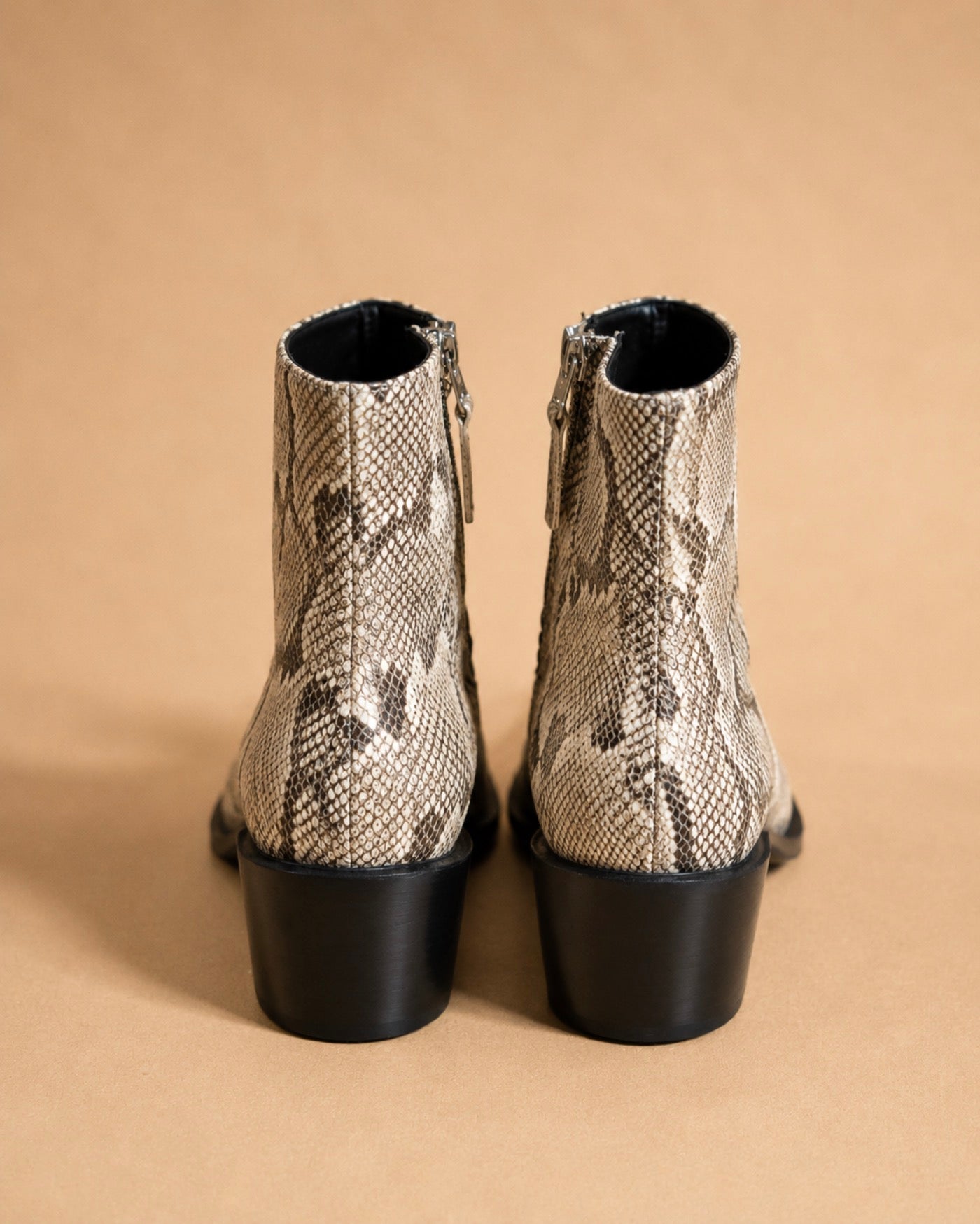 Zoe In Roccia Python Leather