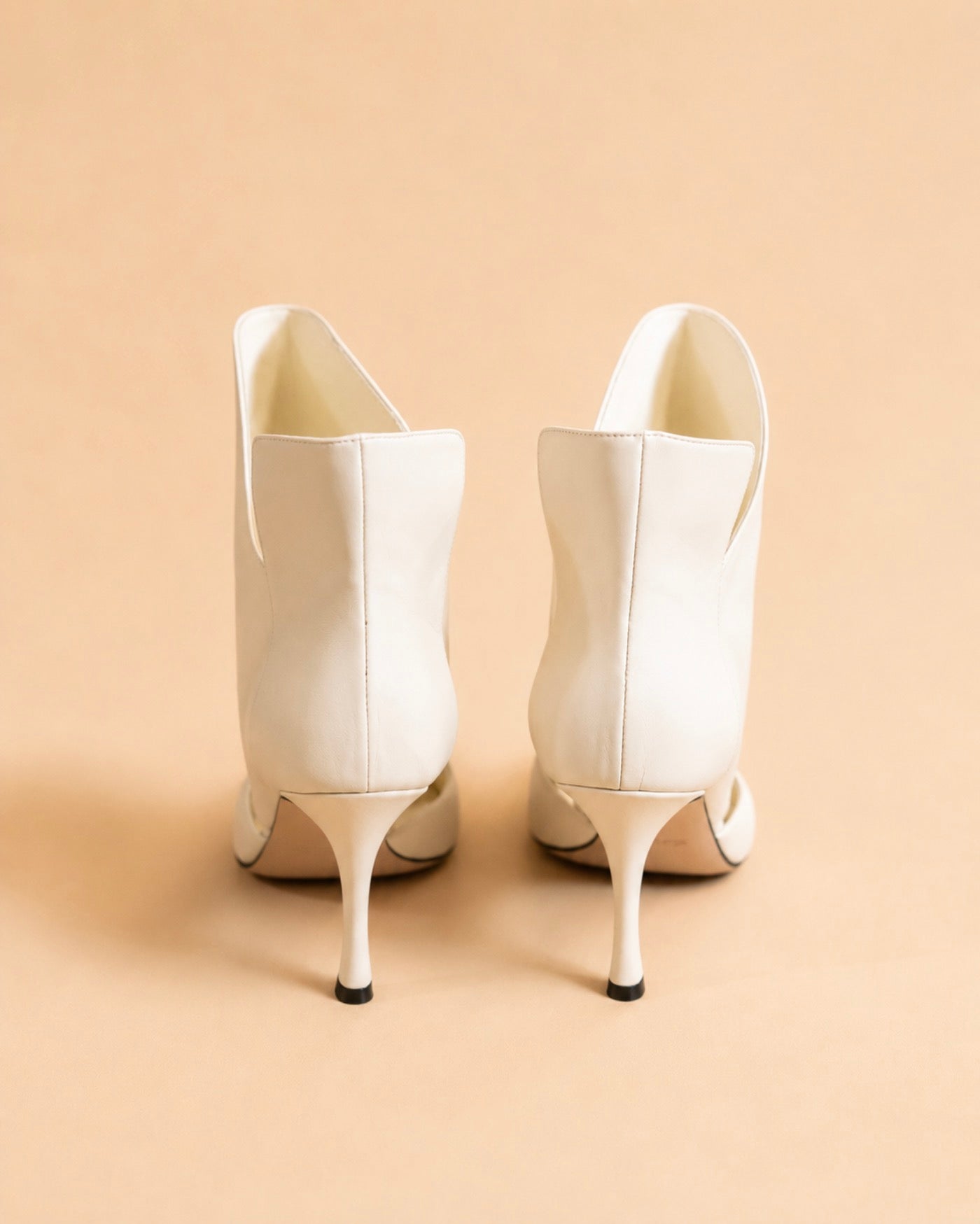 Eva Ankle Boot In Ivory Nappa