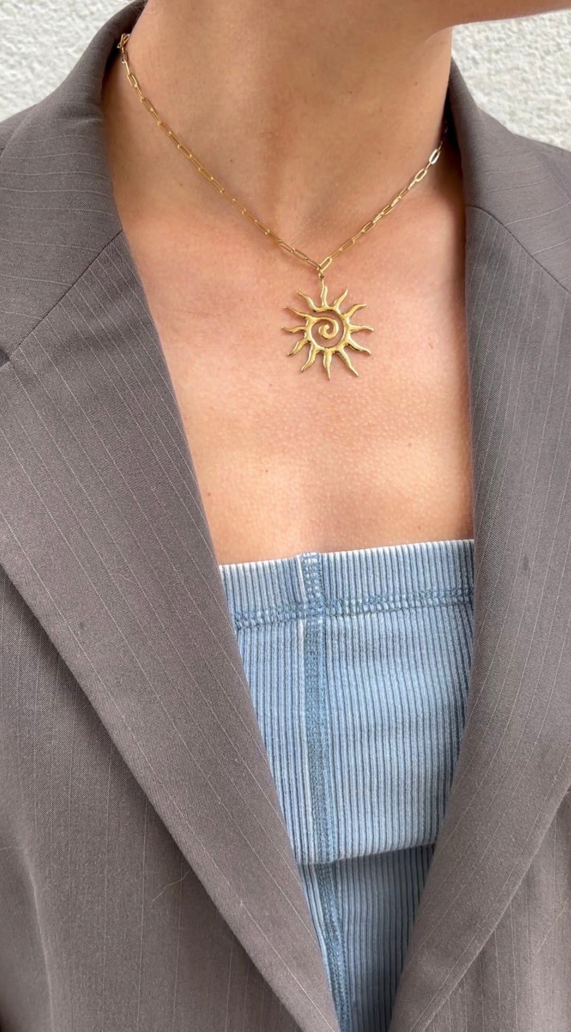 Collier Spain