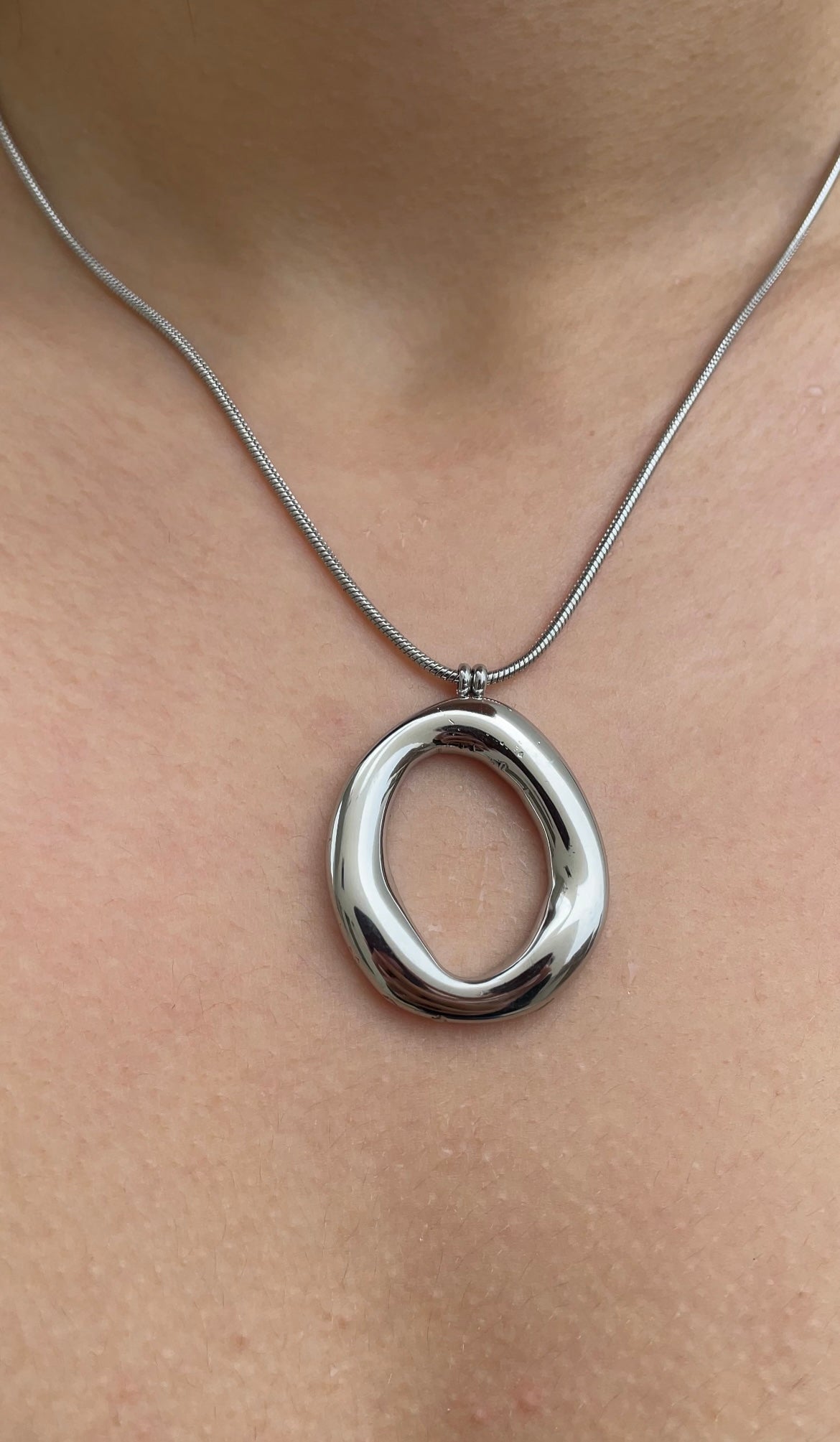 Collier Circular