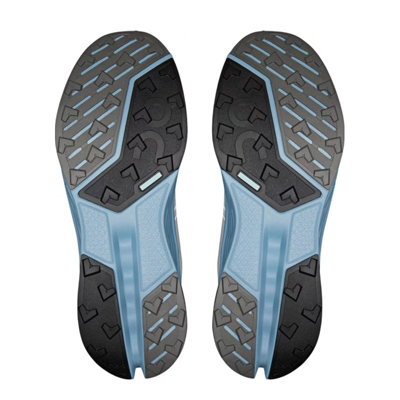 Baskets Homme On Running Cloud Surfer Trail 2