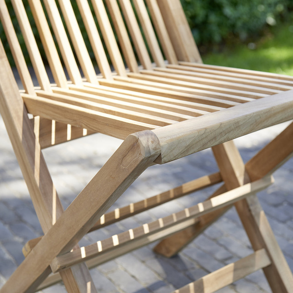 400-chaise_de_jardin_en_teck_massif_pliante_lot_de_2-05.jpg