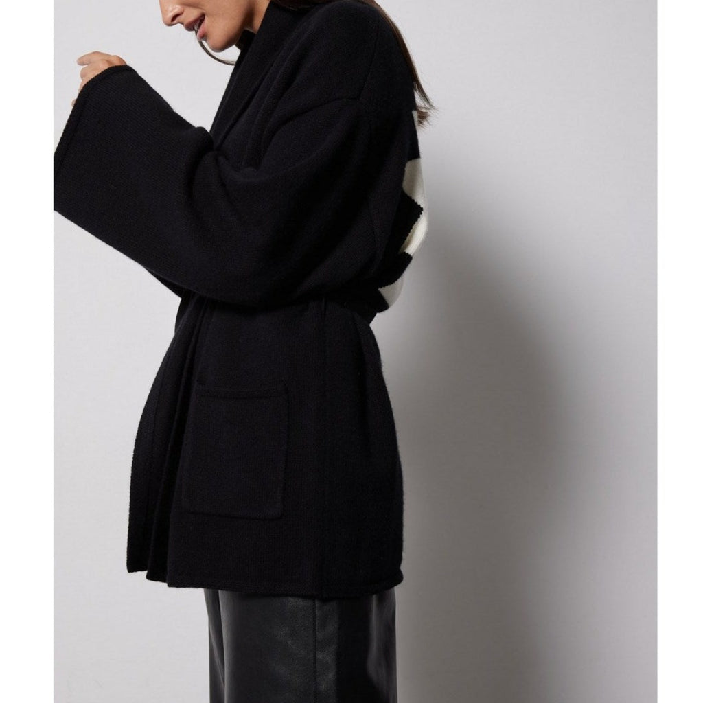 Notshy - Gilet Ceinturé Imprimé Aliona - Noir