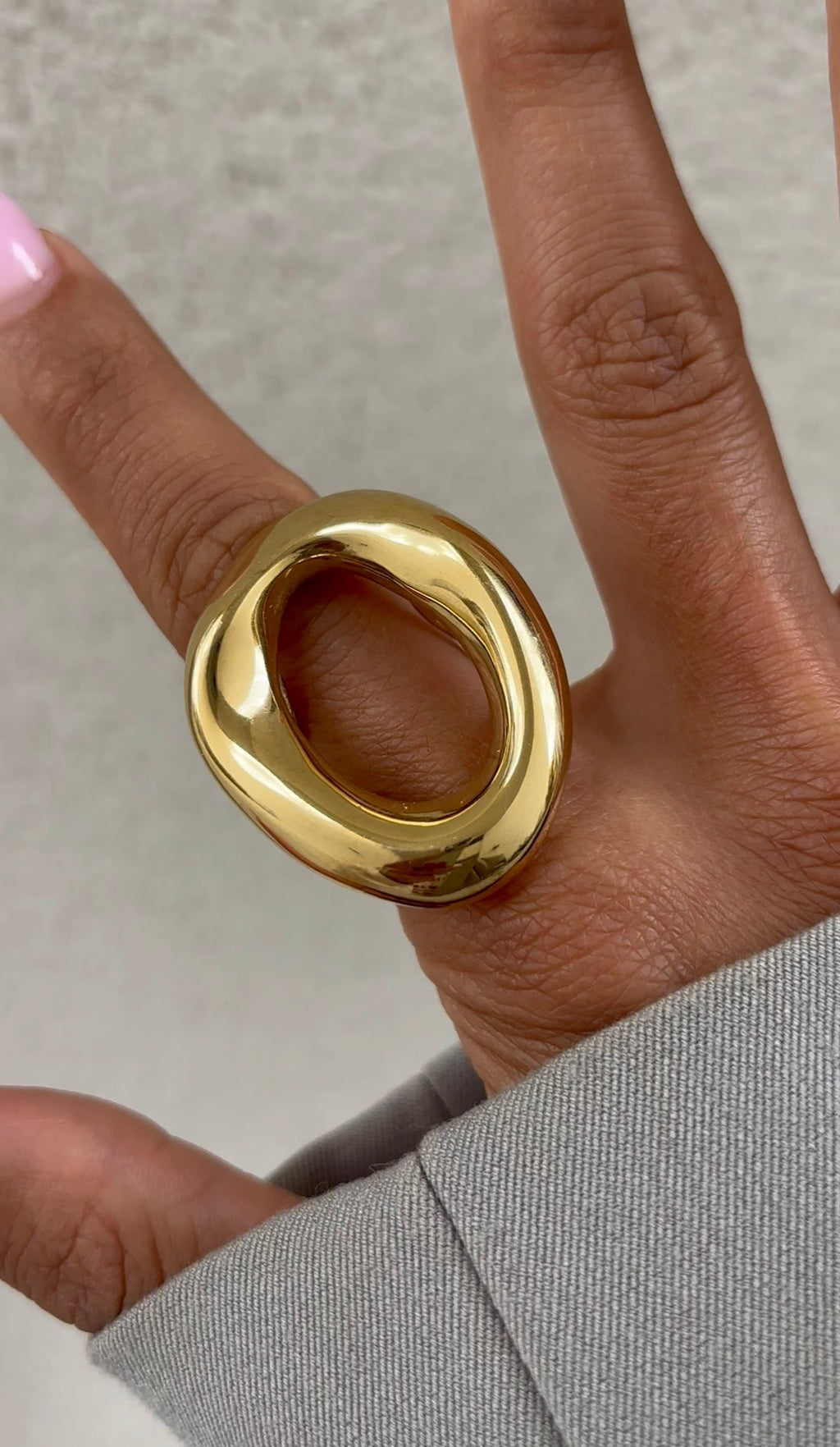 Bague Huge Round