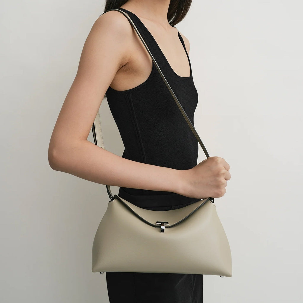 Toteme - Pochette T-Lock Leather - Femme - Cream