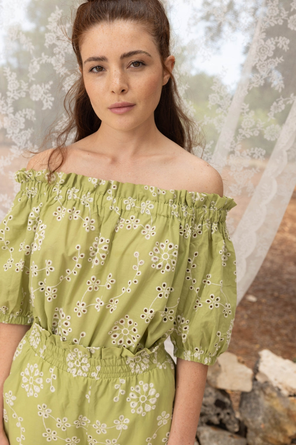 La Blouse Brigitte Broderie Anglaise Kaki