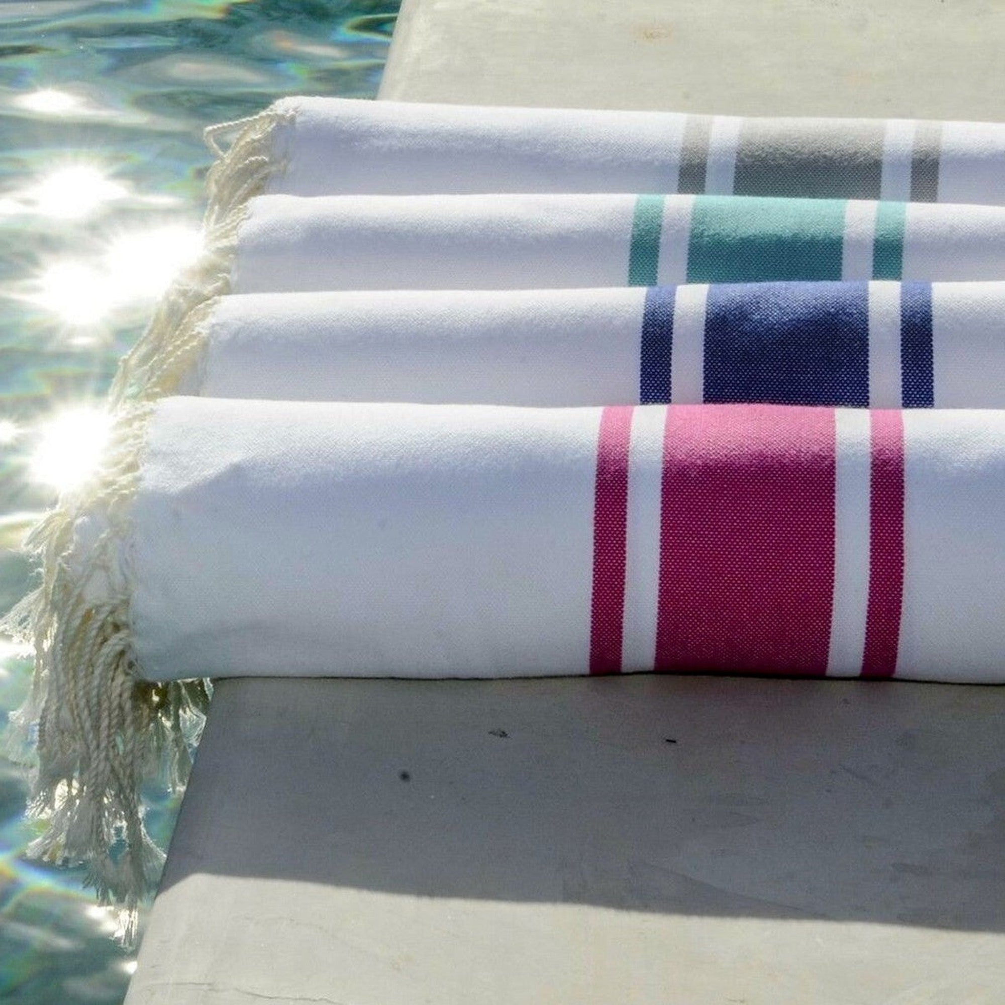 St Tropez - Fouta Blanche - Blanc/Rose Fuchsia