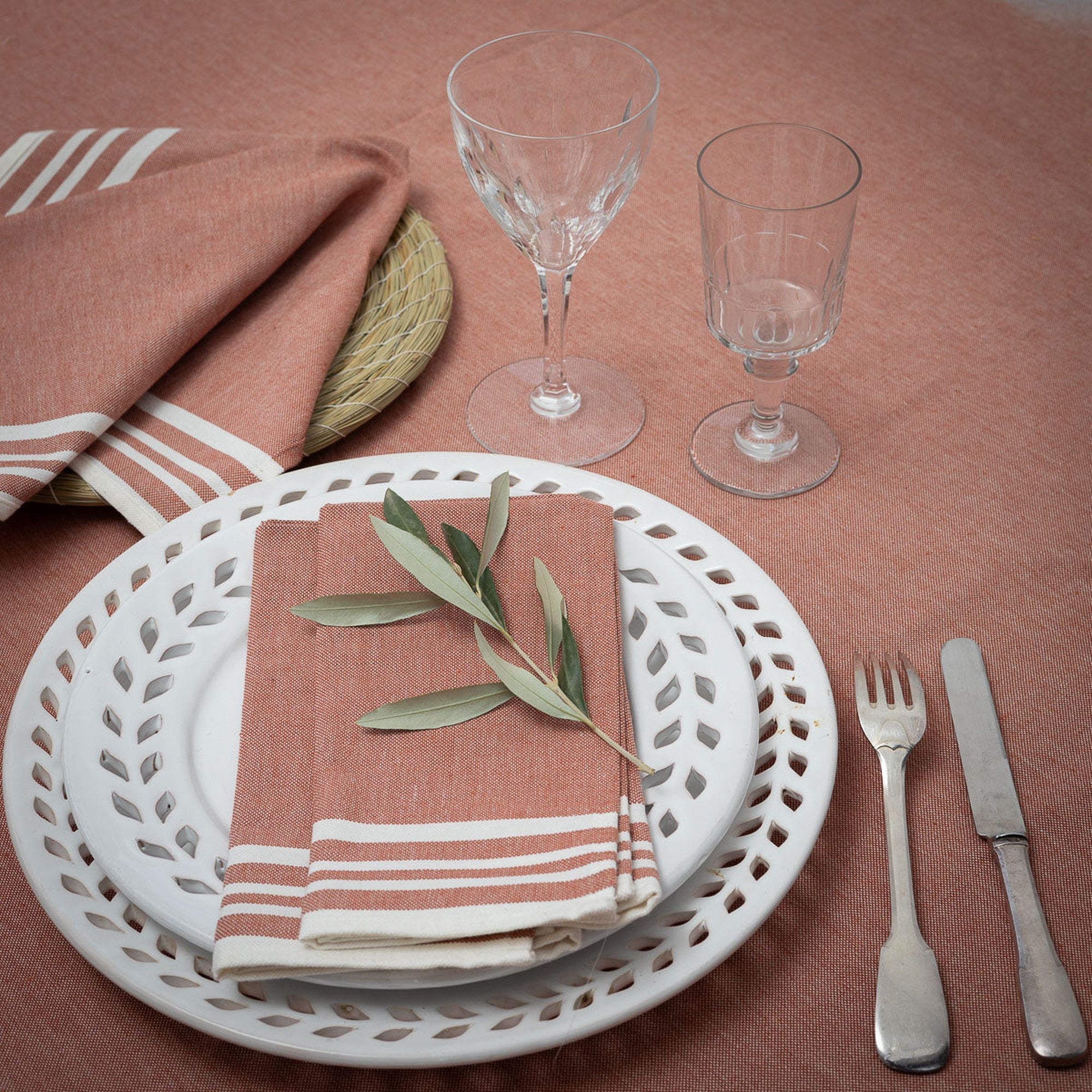 Mahdia - Nappe + 4 Serviettes - Rouge Tomette