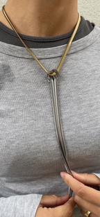 Collier Knot Snake