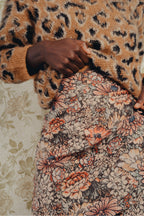 La Mini Jupe Harry En Velours Tapis Fleurs Rouges
