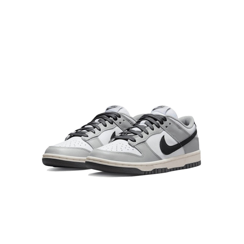 Nike Dunk Low Light Smoke Grey