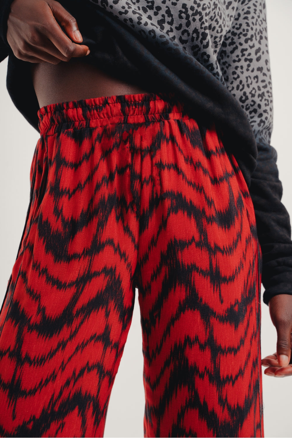 Le Pantalon Tracy Zèbre Rouge