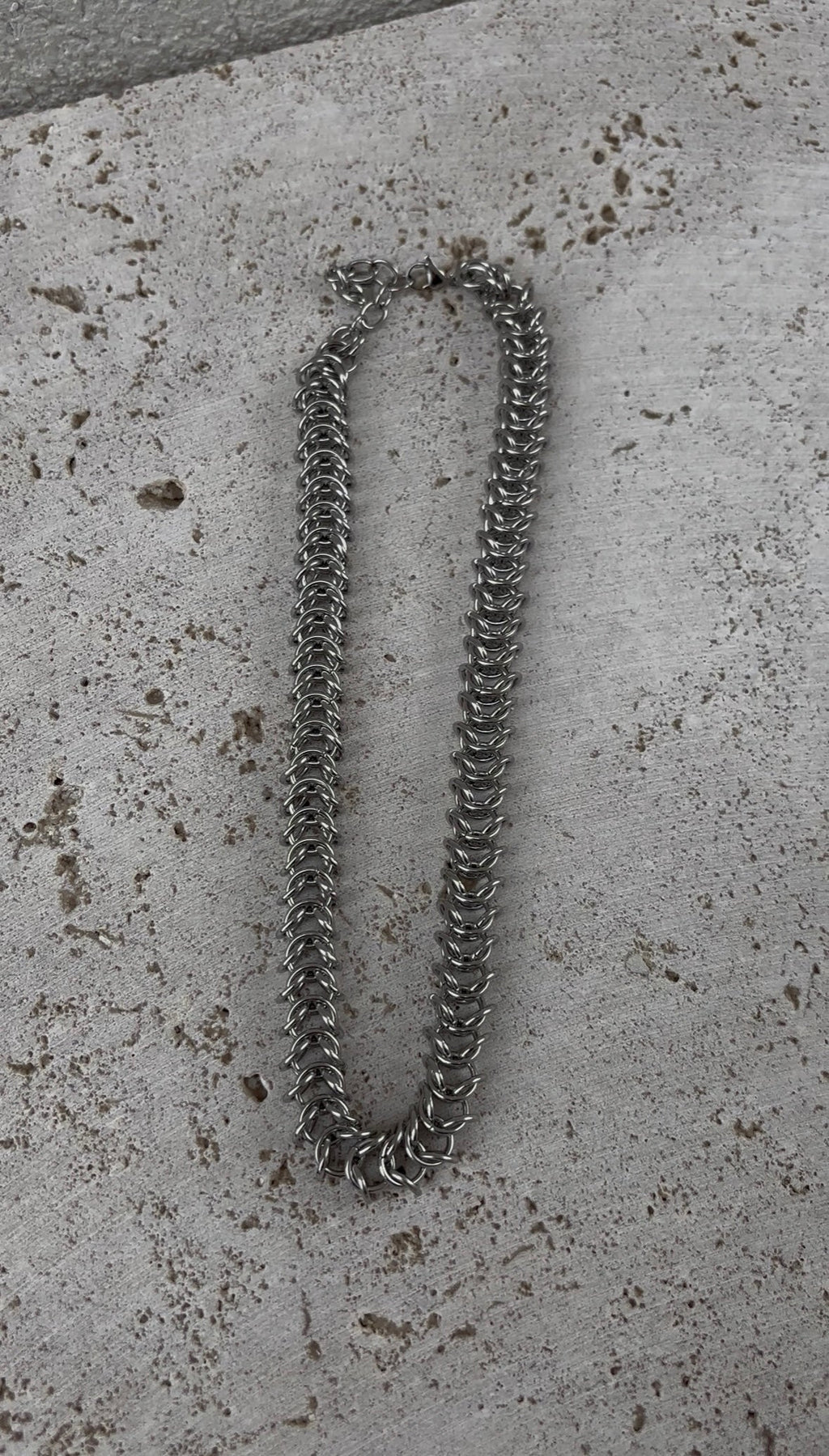 Collier Grunge