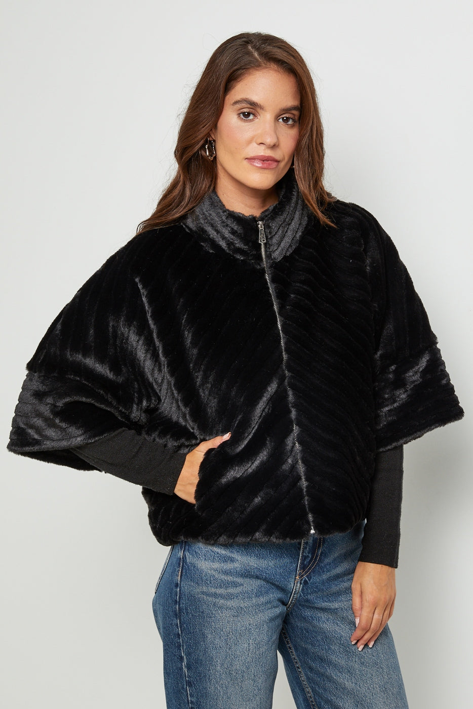 Fausse Fourrure 67158 - Noir