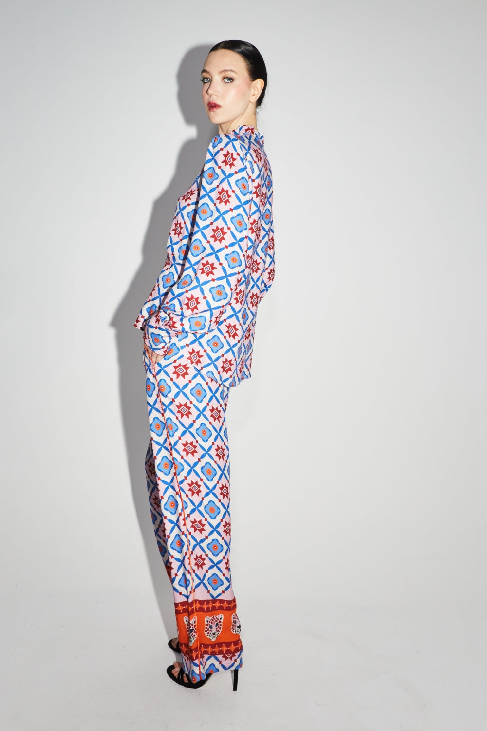 Le Pantalon Tracy Léo Géo Blue
