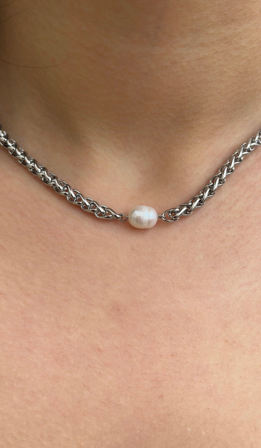 Collier Middle Pearl