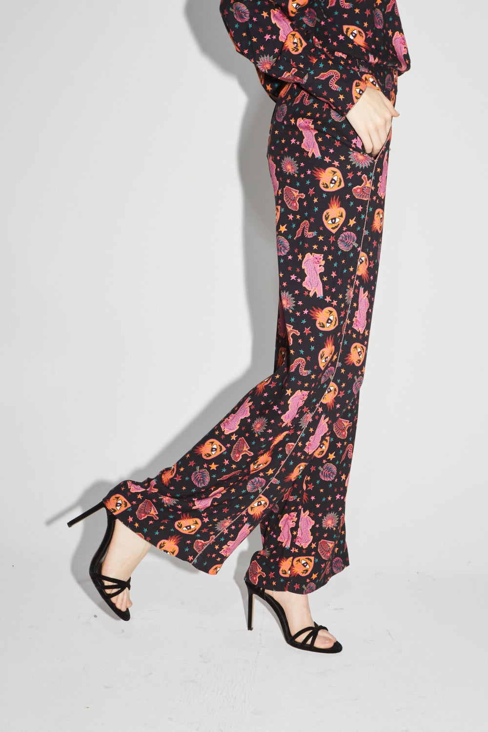 Le Pantalon Tracy Léo Star Black