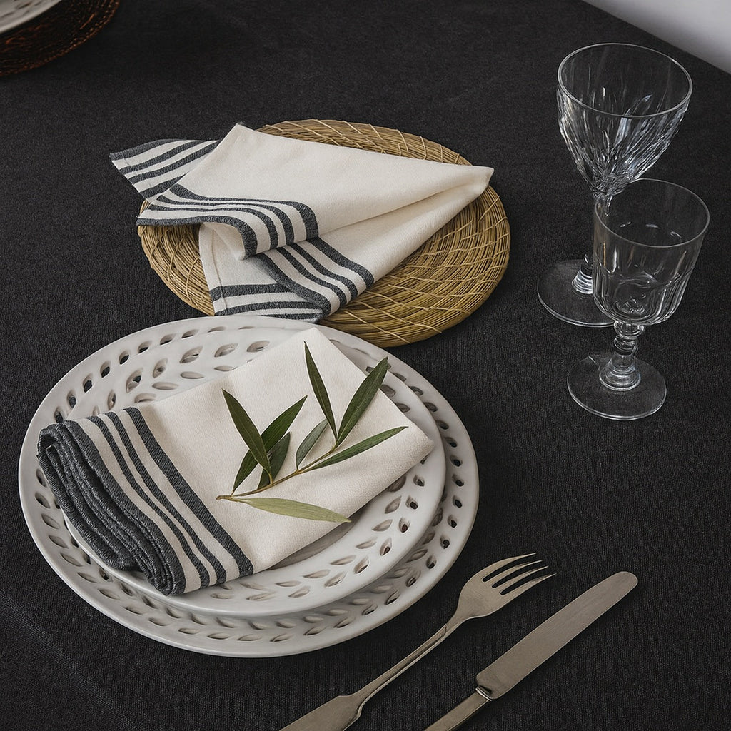 Mahdia - Lot De 4 Serviettes De Table - Blanc/Noir