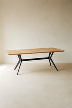 Table Kayapo En Bois D'Acacia Avec Pieds En Métal - Noir