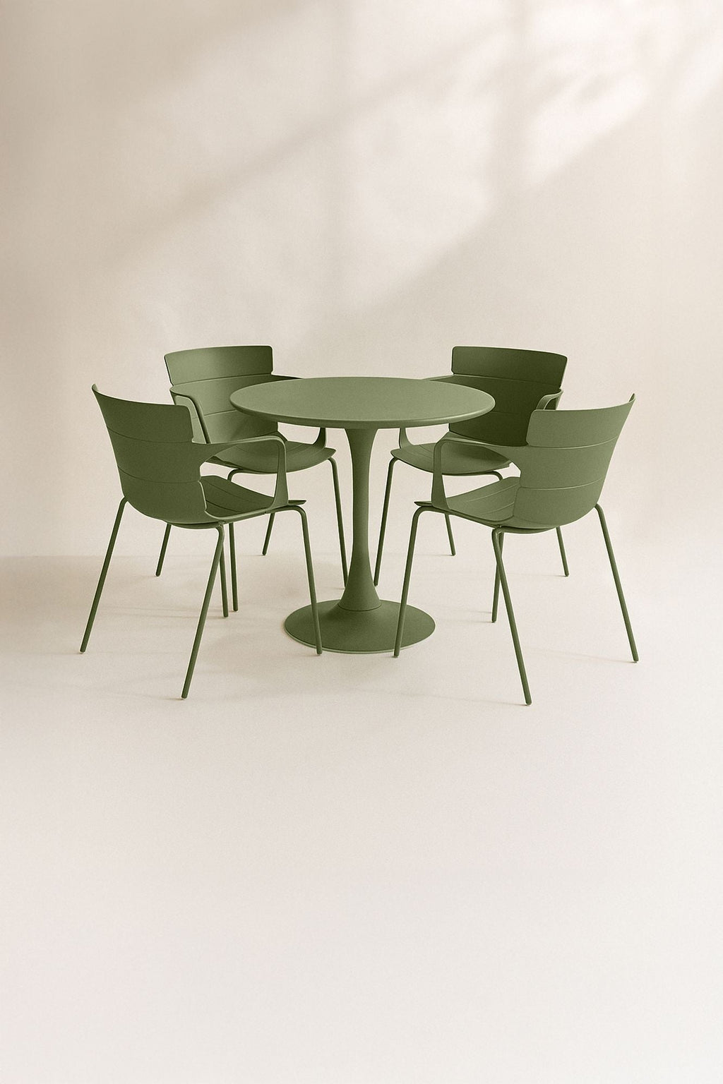 Montauk - Ensemble Table/4Fauteuil De Table En Polypopylène - Métal - Vert