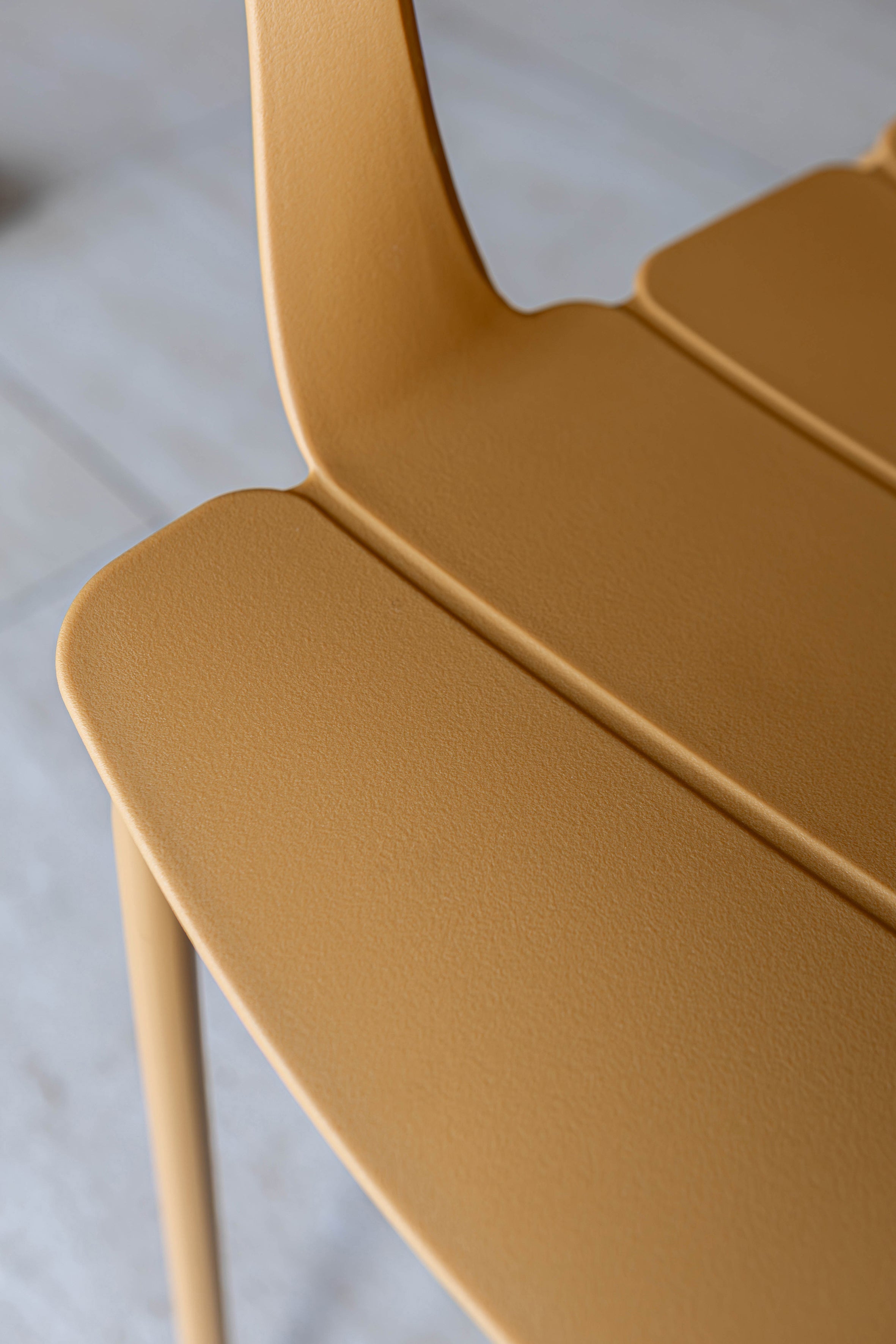 Montauk - Ensemble Table/4Fauteuil De Tble En Polypopylène - Métal - Ocre