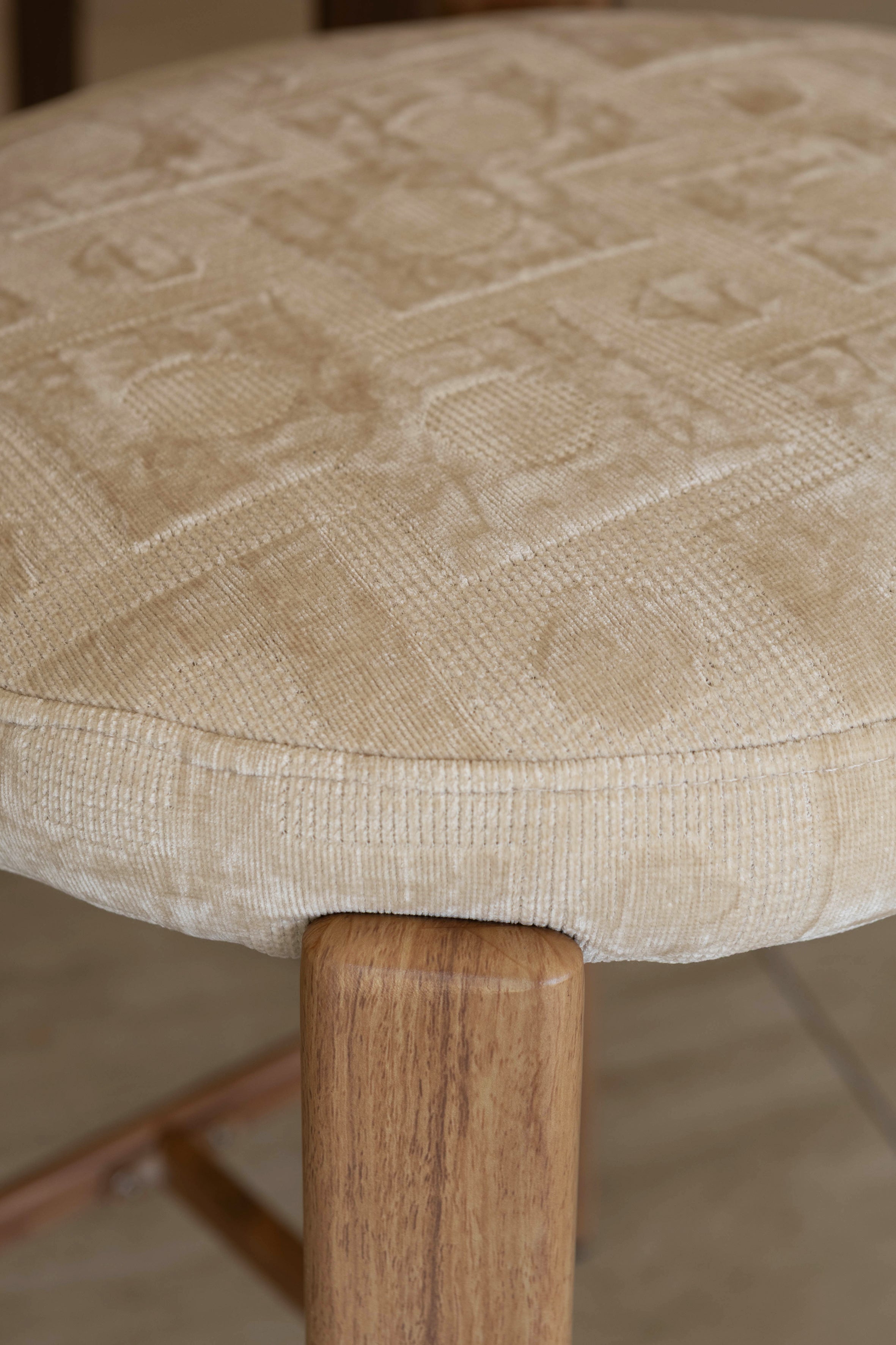 Suzie - Lot 2 Chaises/ Bar - Effet Bois/Tissu/Metal - Beige
