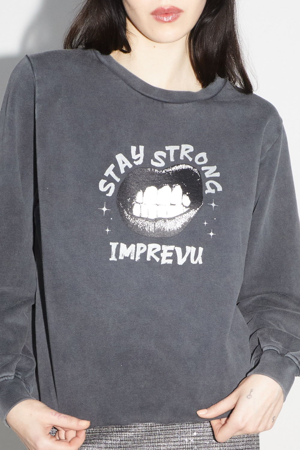 Le Sweatshirt Eddie "Stay Strong" Black