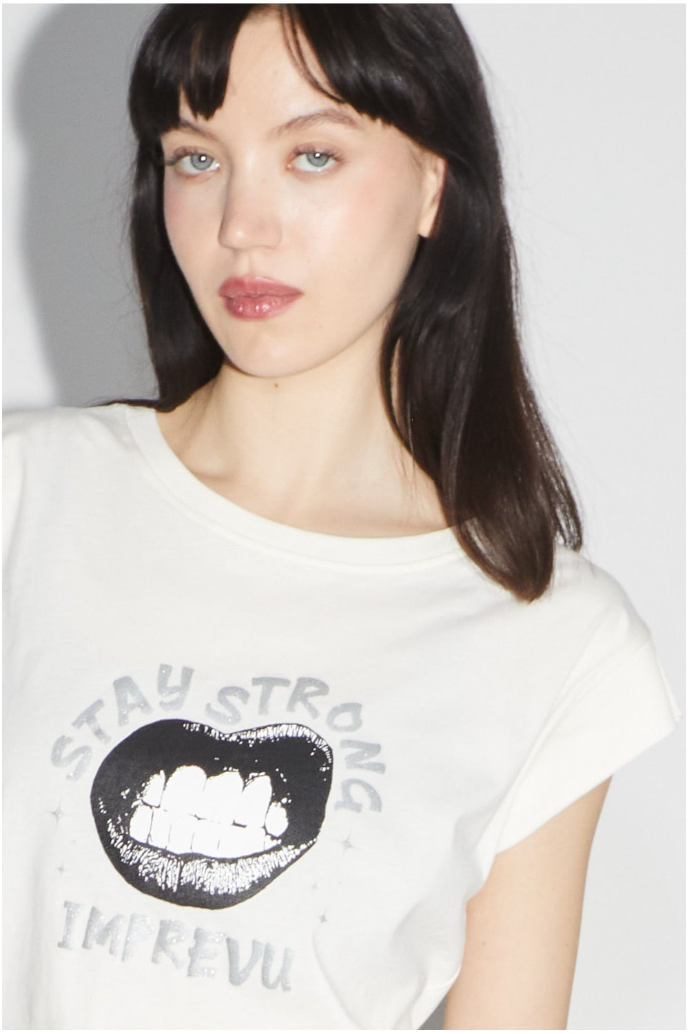 Le Tshirt Robbie "Stay Strong" White
