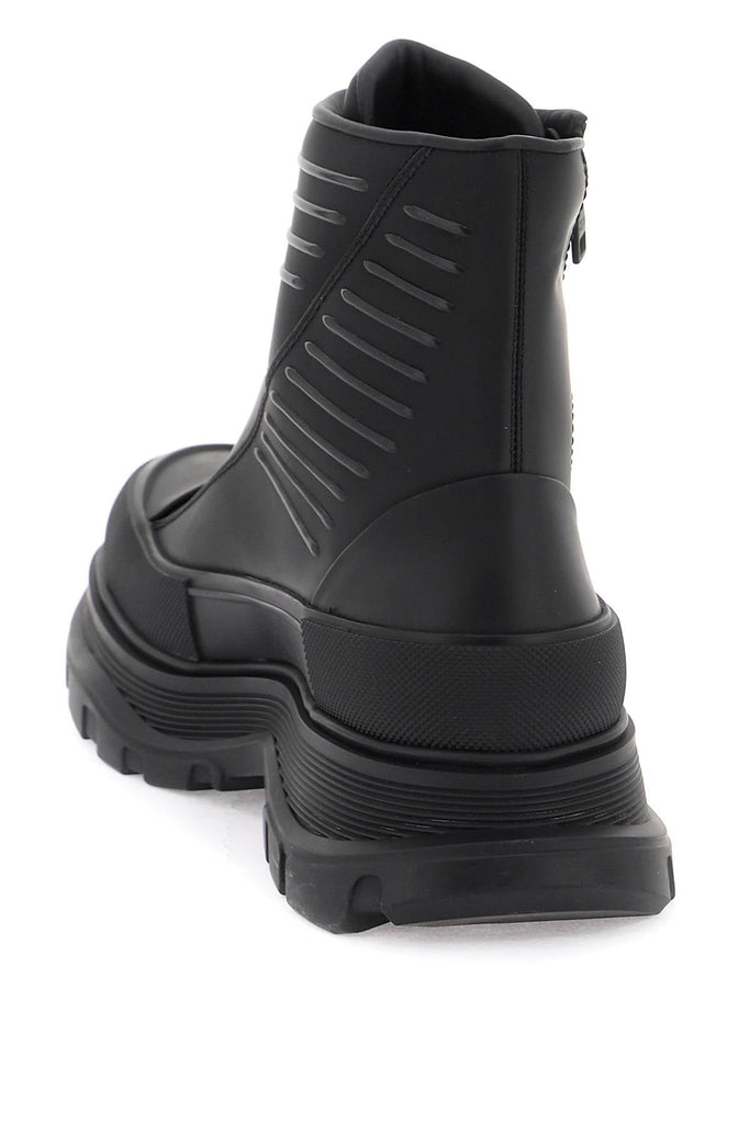 Alexander Mcqueen - Bottes Alexander Mcqueen Rubberized Fabric Tread Slick Ankle Boots