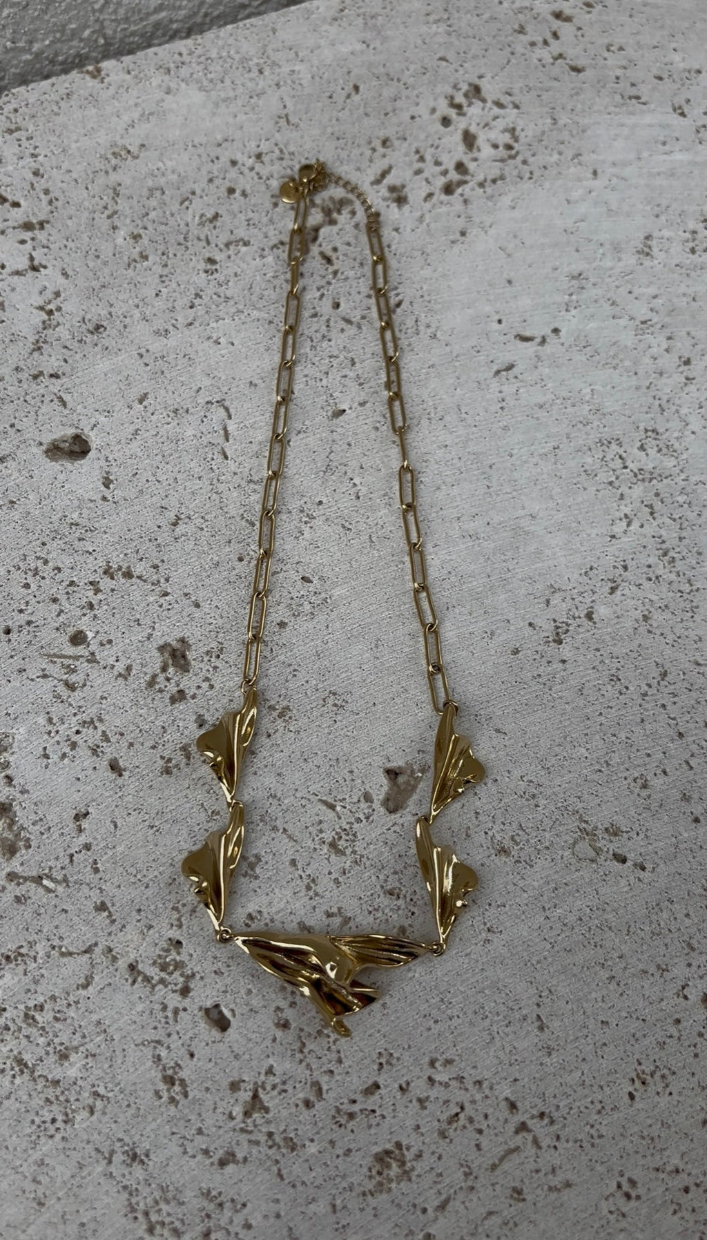Collier Wrapped