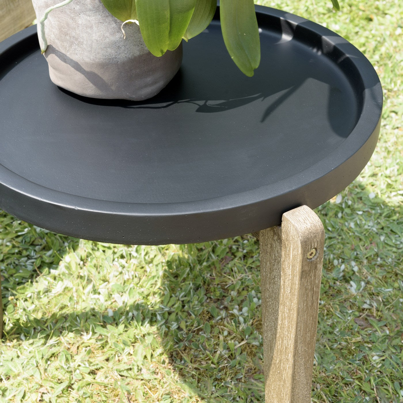 Hector - Table D'Appoint De Jardin - Marron Vieilli/Noir