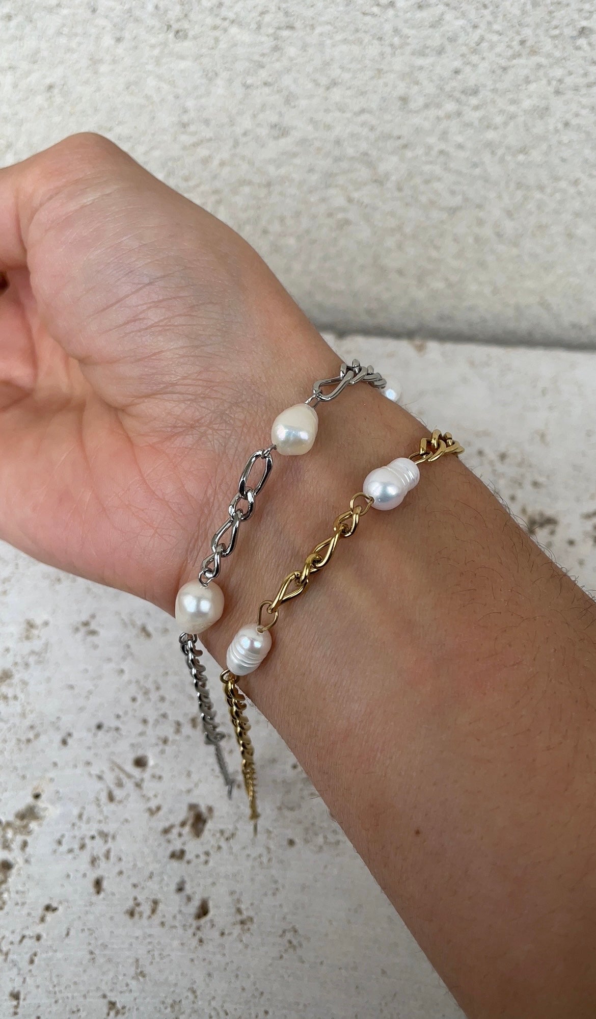 Bracelet Dangling Pearl